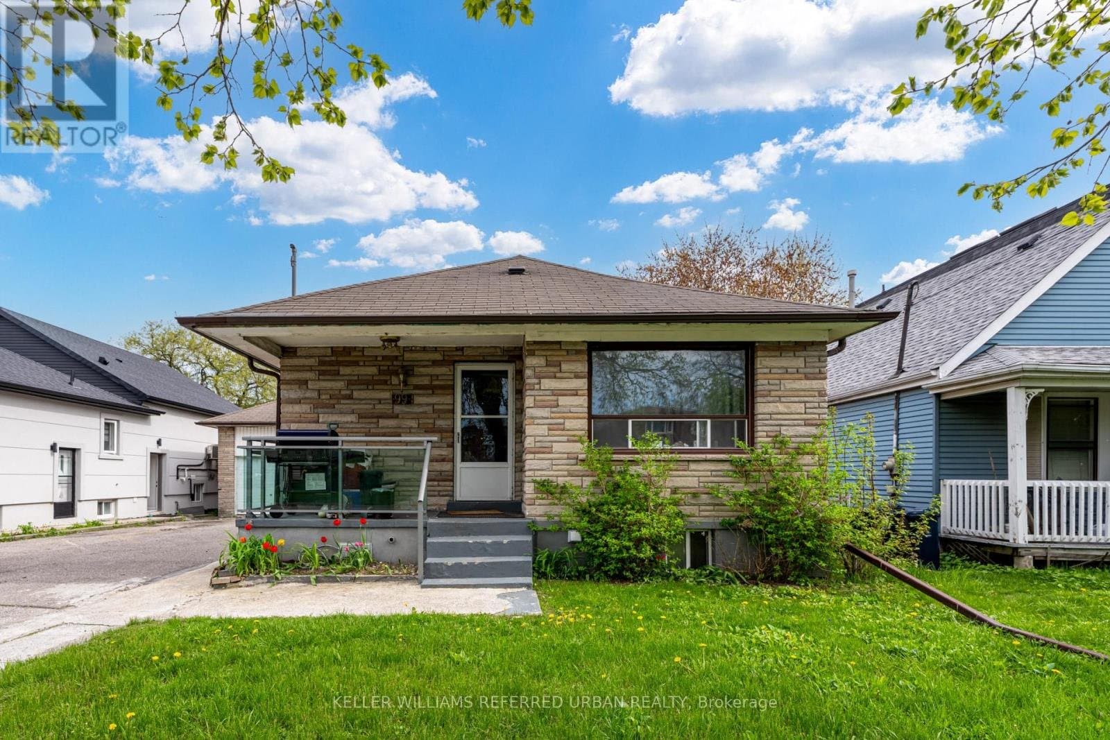 99 Hay Avenue