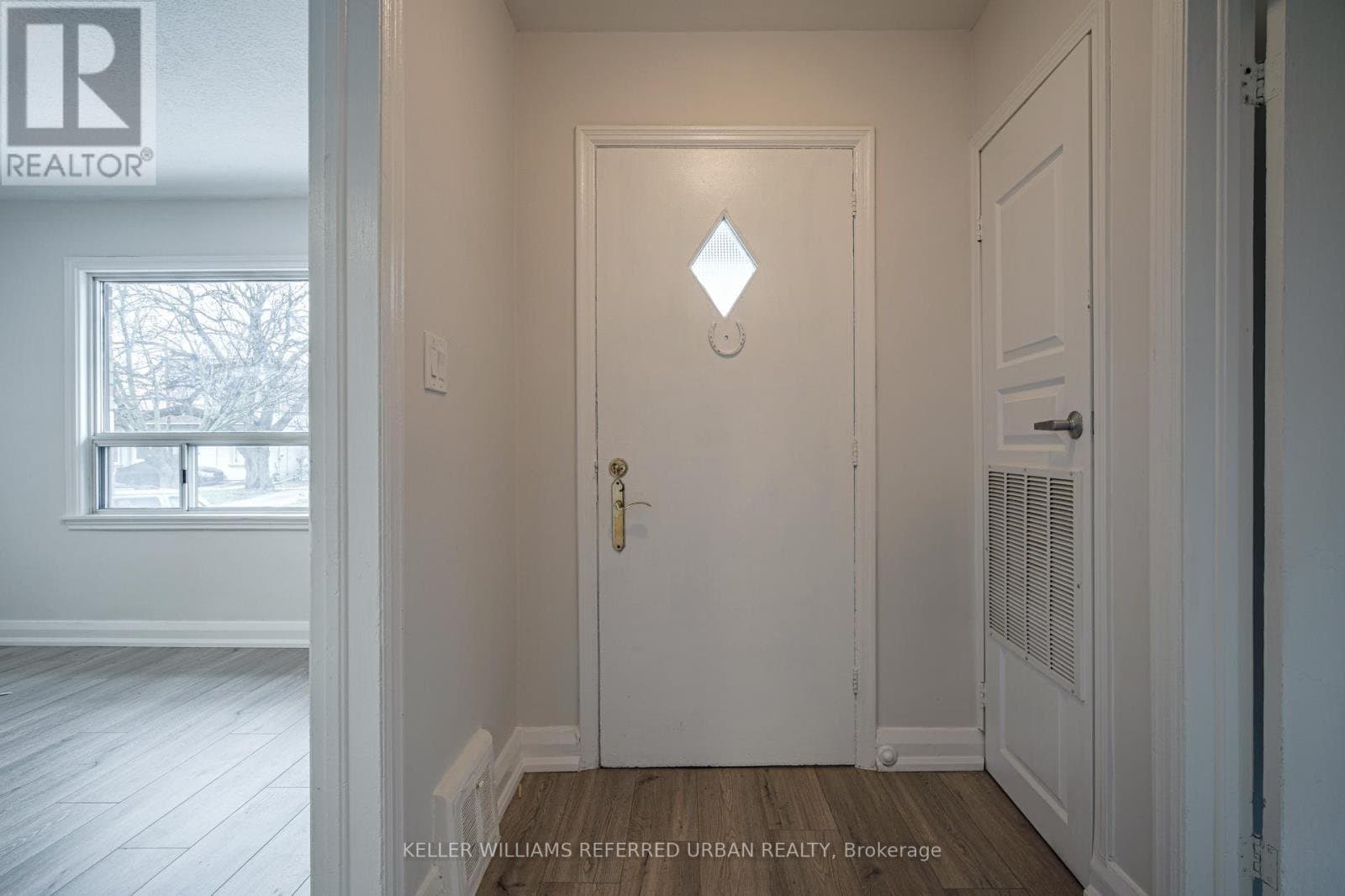 99 Hay Avenue - Photo 3