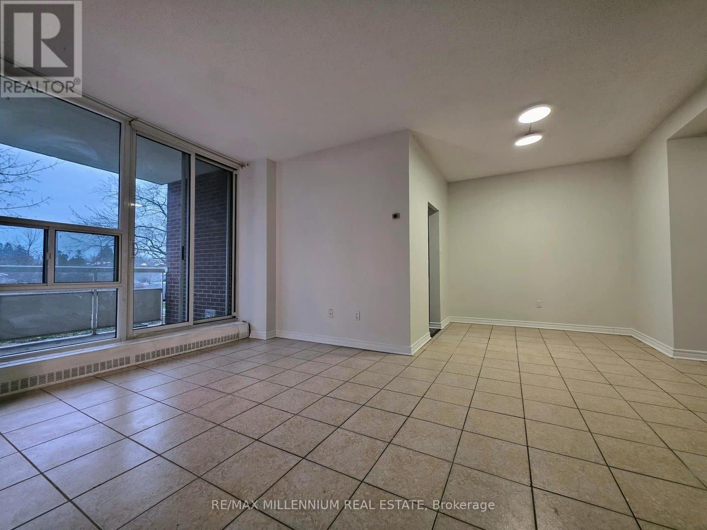 175 Hilda Avenue - Photo 3