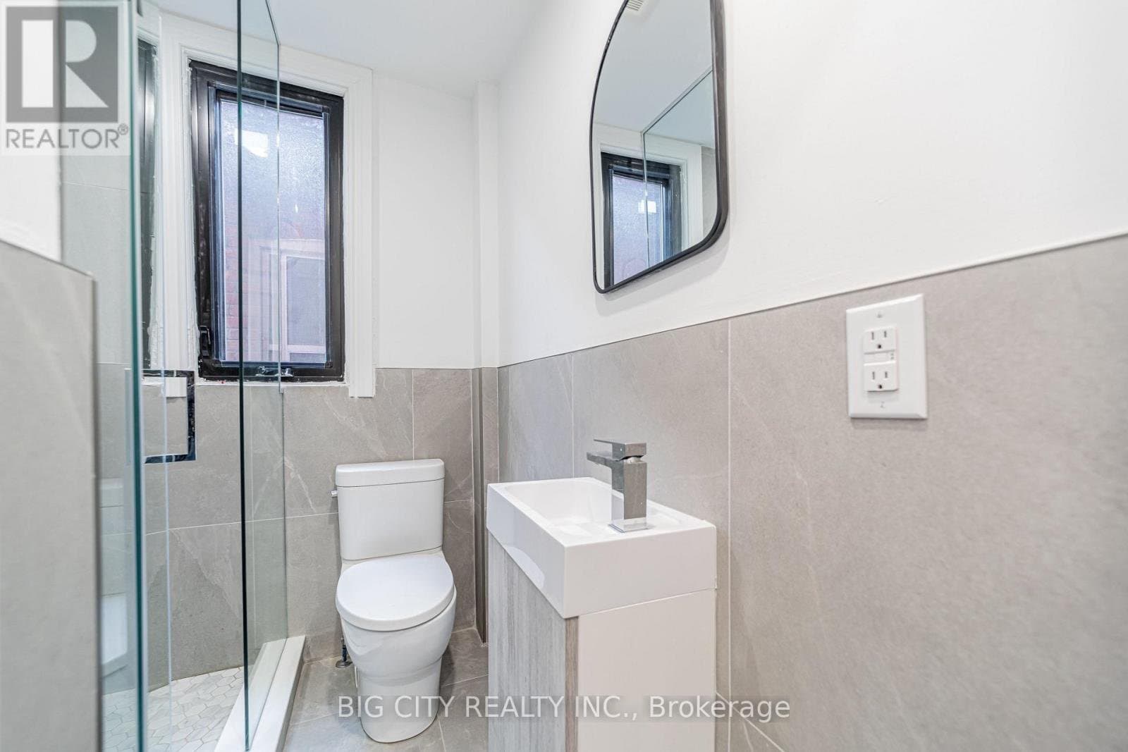 69 Oakwood Avenue - Photo 4