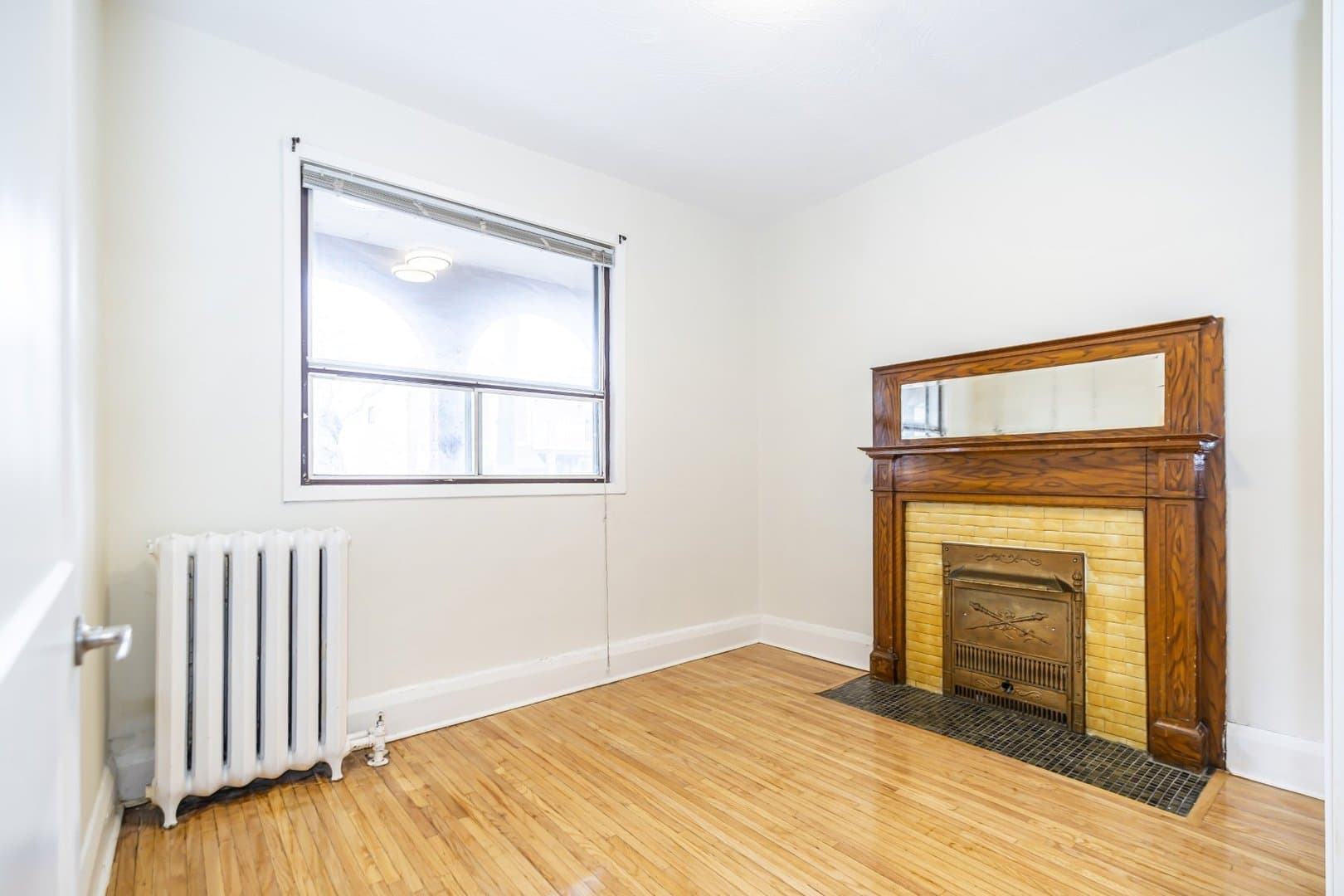 150 A Palmerston Avenue - Photo 2
