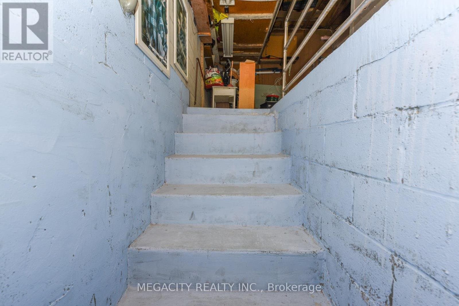 27 Kiskadee Drive - Photo 2
