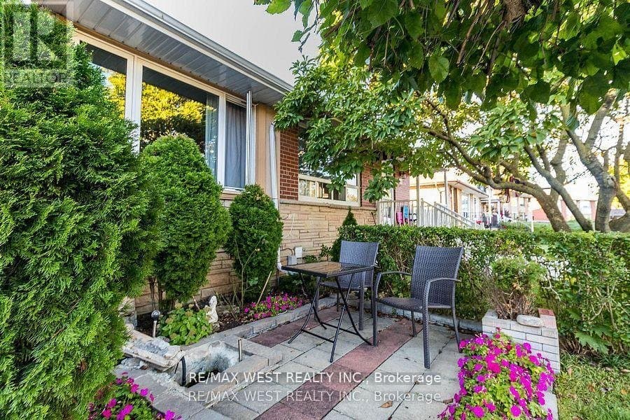 24 Clarion Road - Photo 3