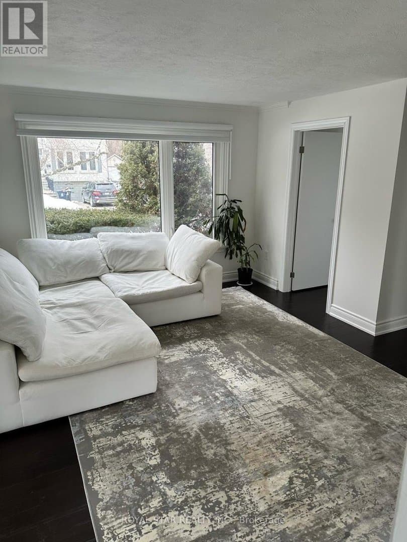 9 Roycrest Avenue - Photo 4
