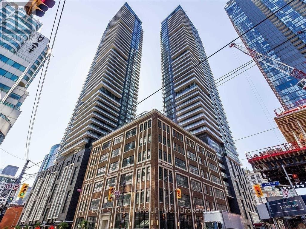 125 Blue Jays Way - Photo 1