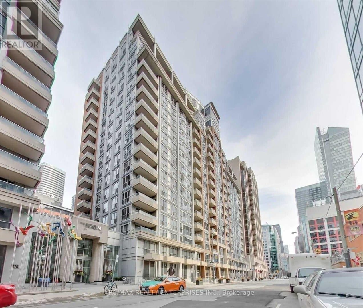 250 Wellington Street - Photo 3