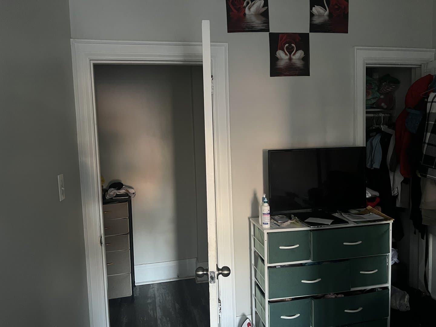 38 Barton Avenue - Photo 2