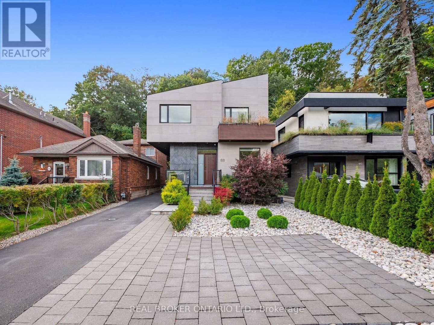 88 South Kingsway Way