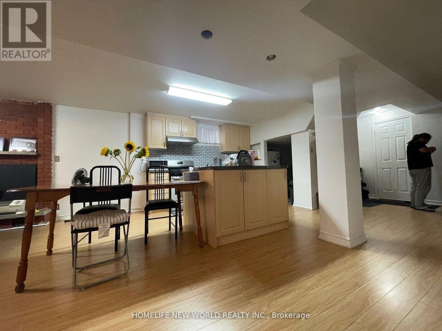 6 Stoneton Drive - Photo 4