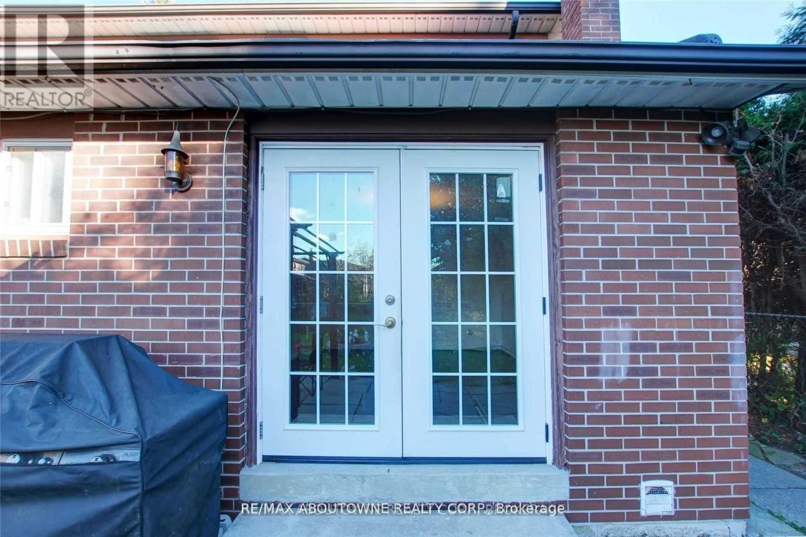 14 Angus Drive - Photo 3