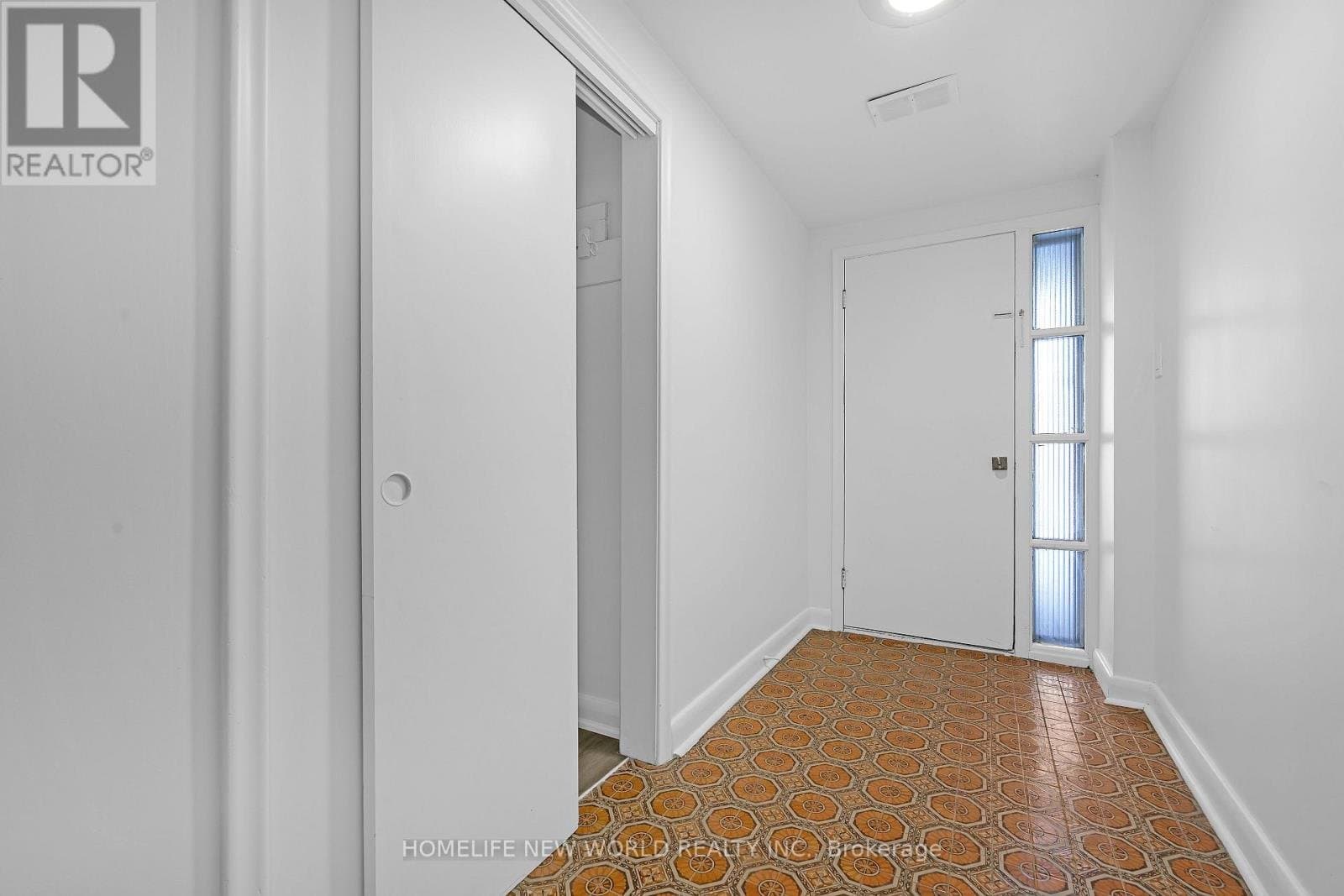 129 Burbank Drive - Photo 4