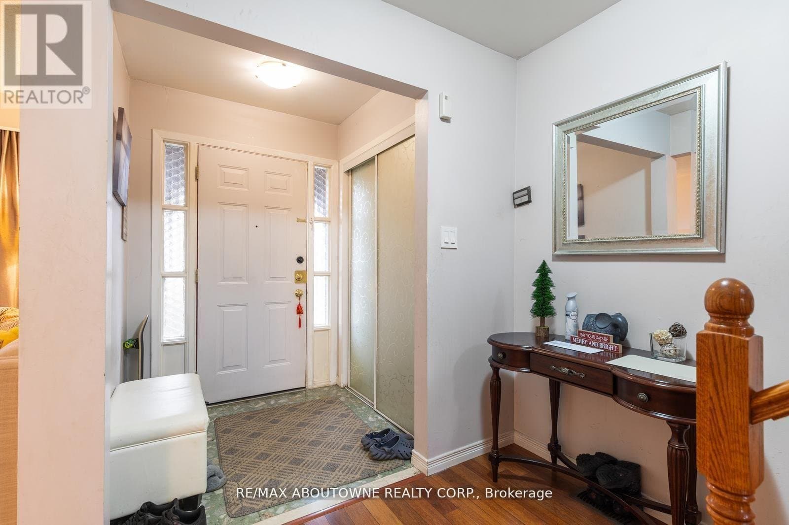 14 Angus Drive - Photo 2