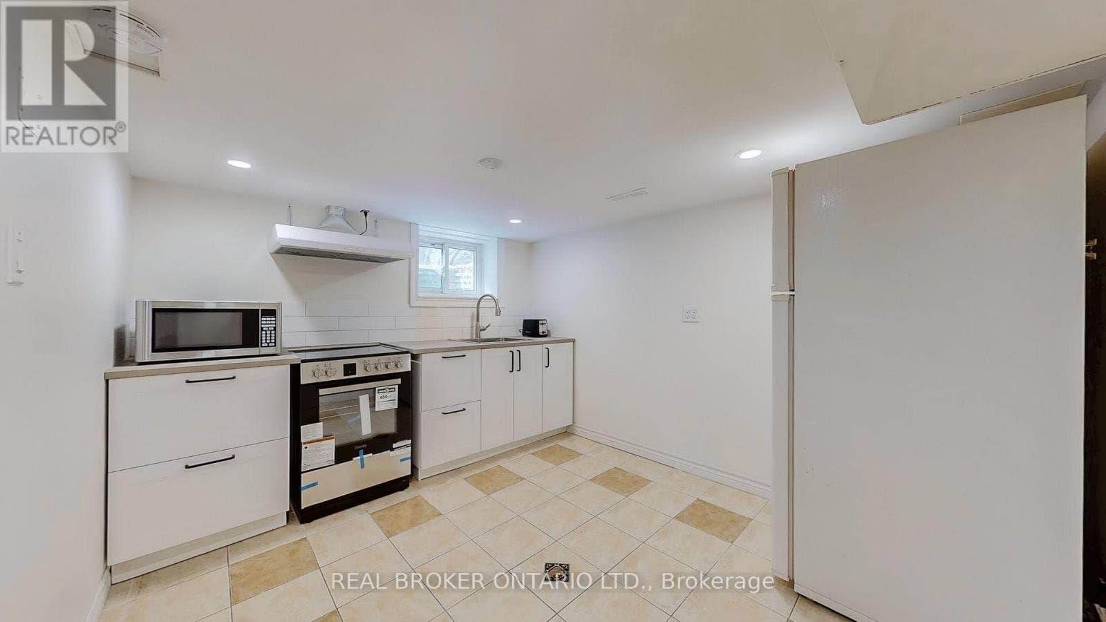 164 William Street - Photo 3
