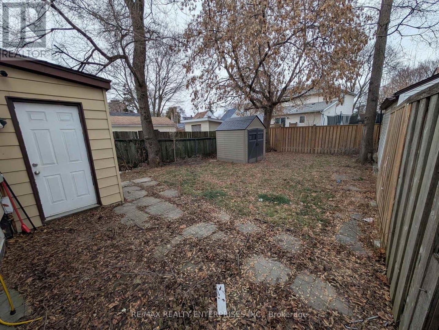 640 Trethewey Drive - Photo 3