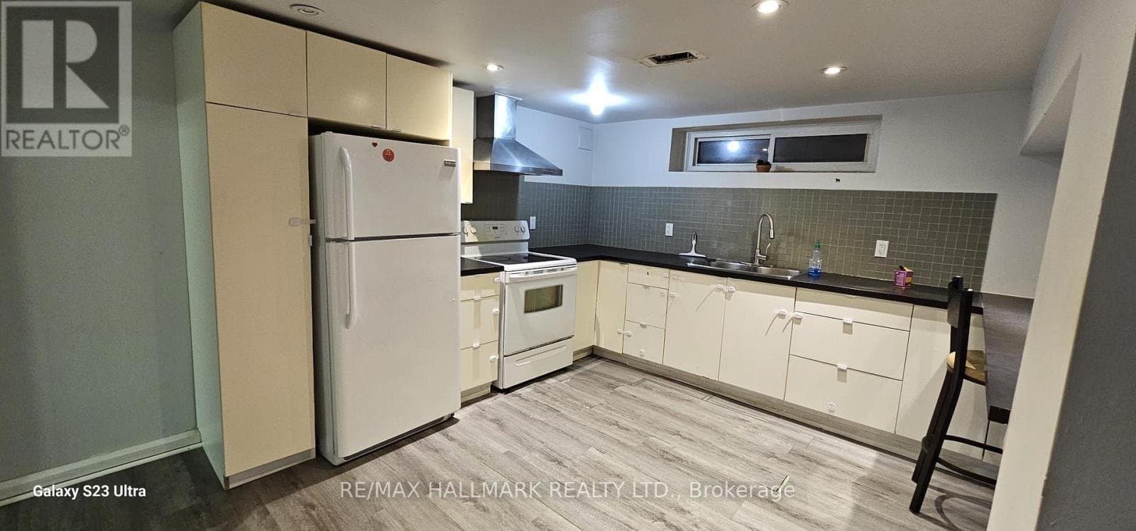 283 Bogert Avenue - Photo 2