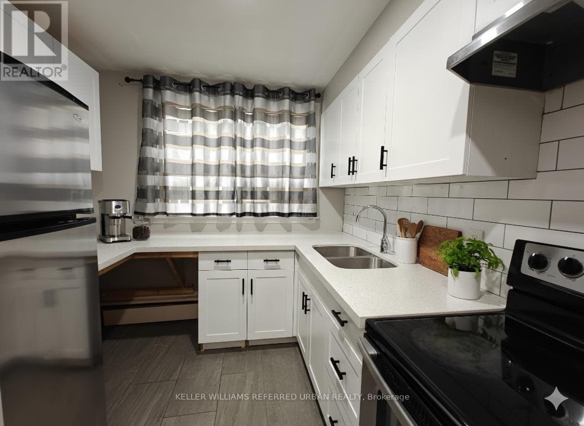 2979 Lawrence Avenue - Photo 2