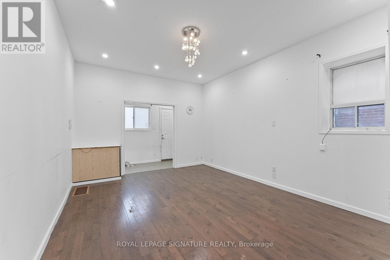 233 Greenwood Avenue - Photo 4