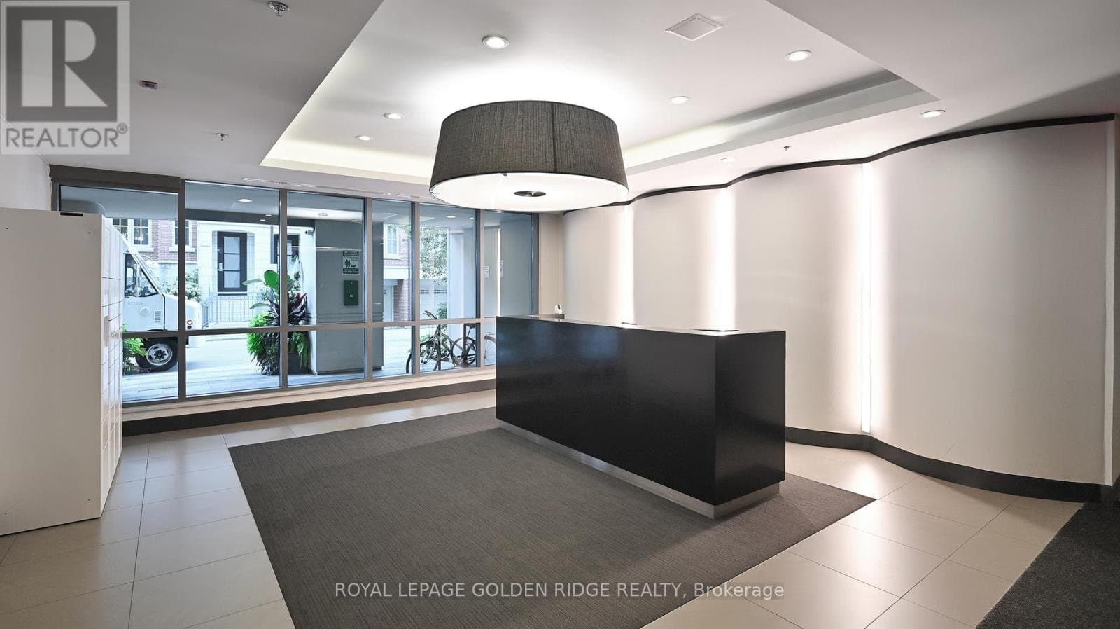 377 Madison Avenue - Photo 4