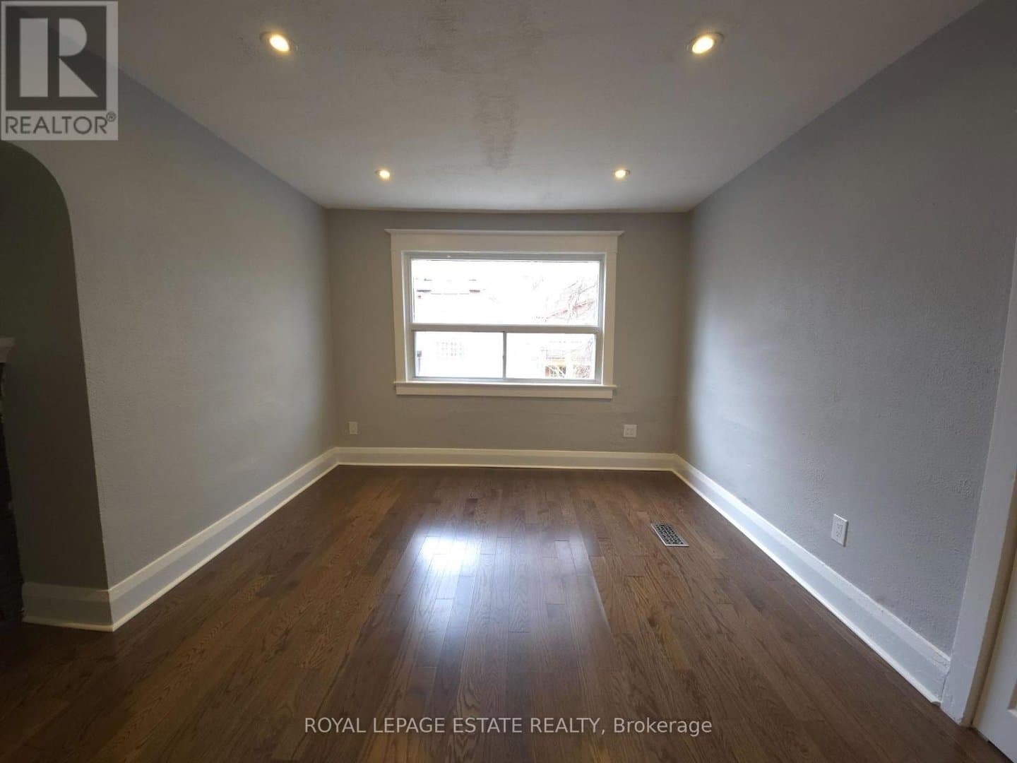 265 Willow Avenue - Photo 4