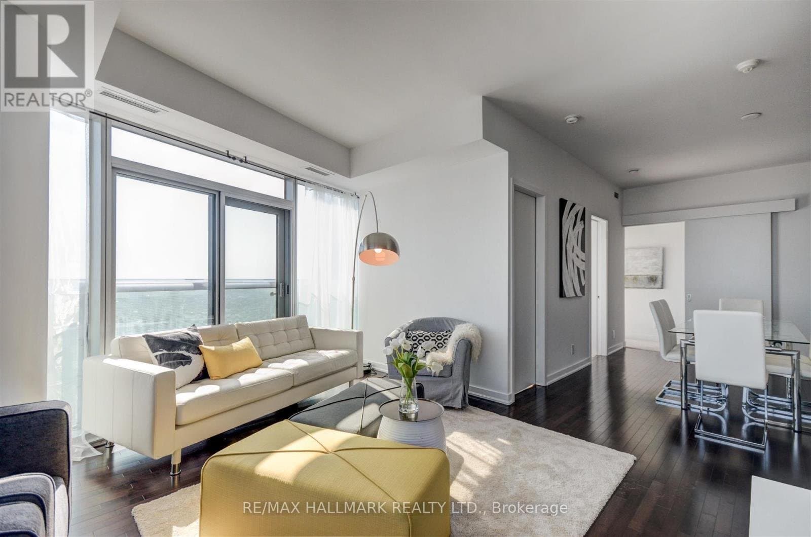 12 York Street - Photo 2