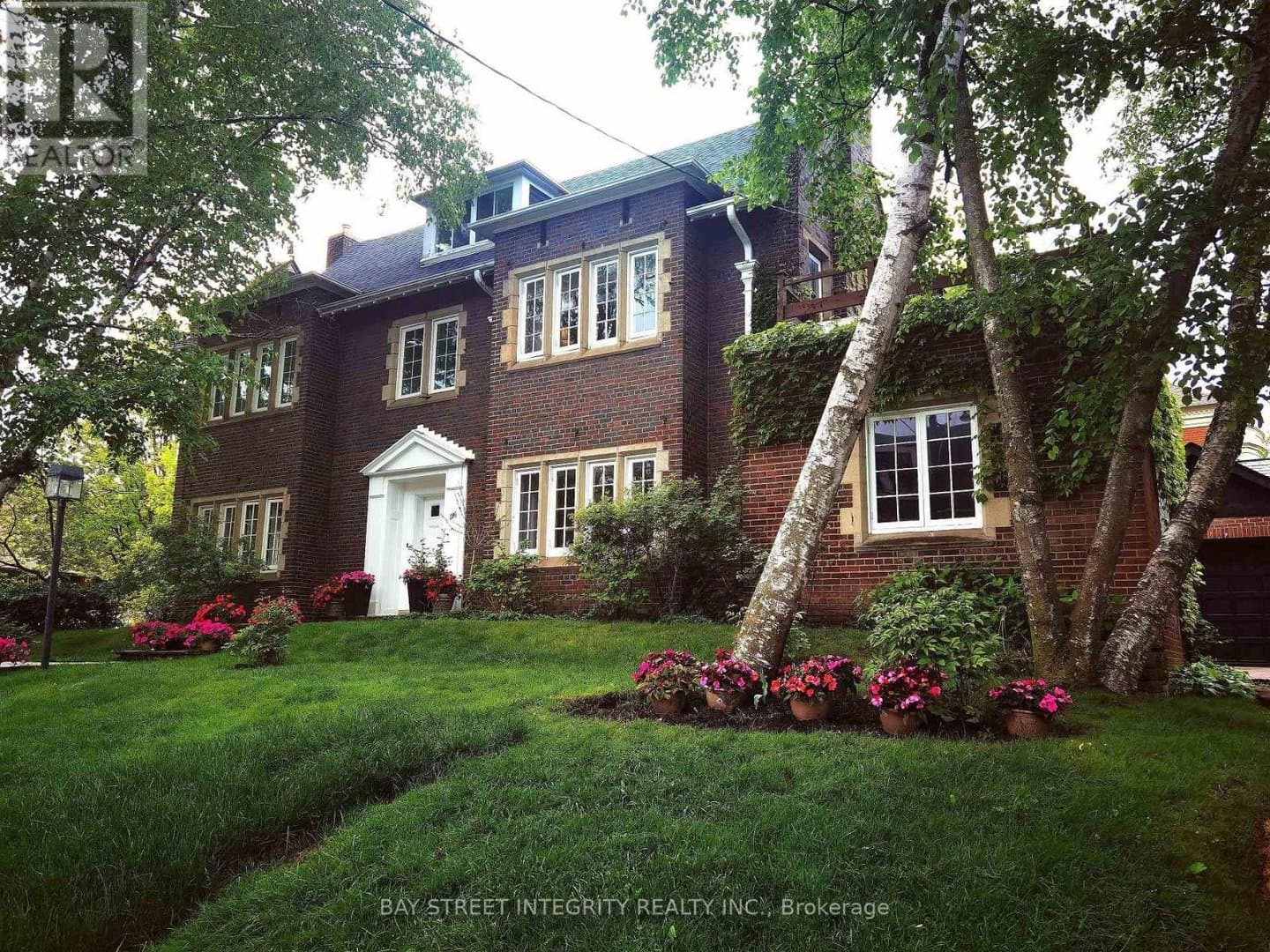184 Heath Street - Photo 1