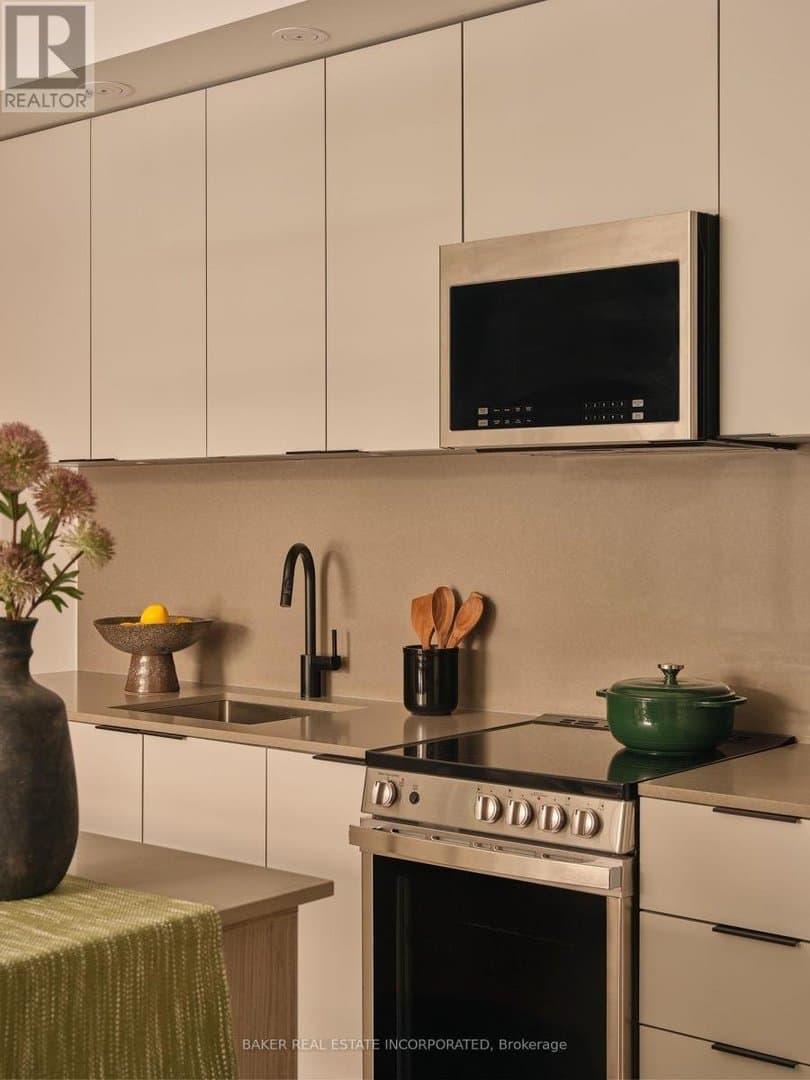 65 Trinity Street - Photo 2
