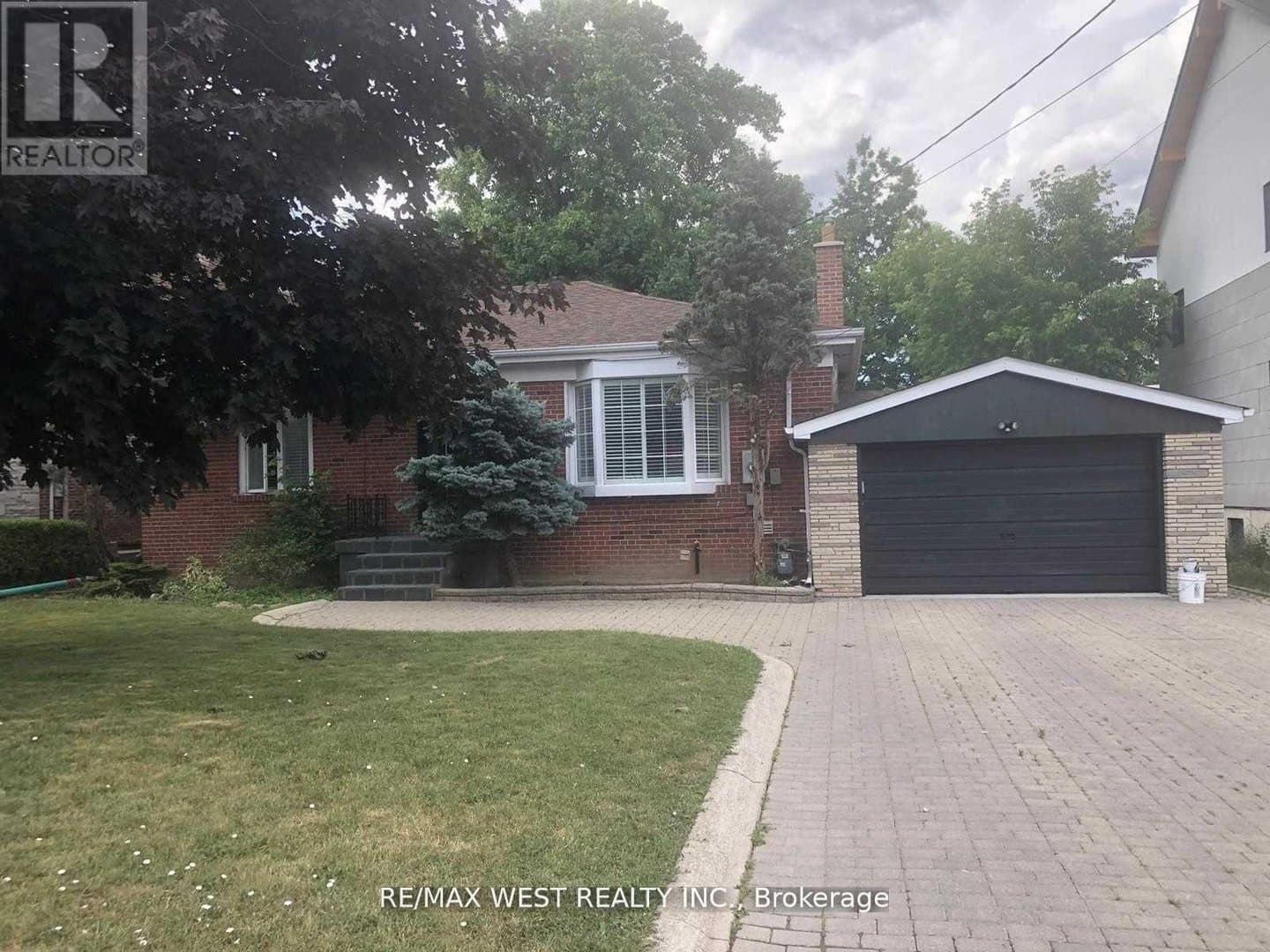 54 Codsell Avenue - Photo 1