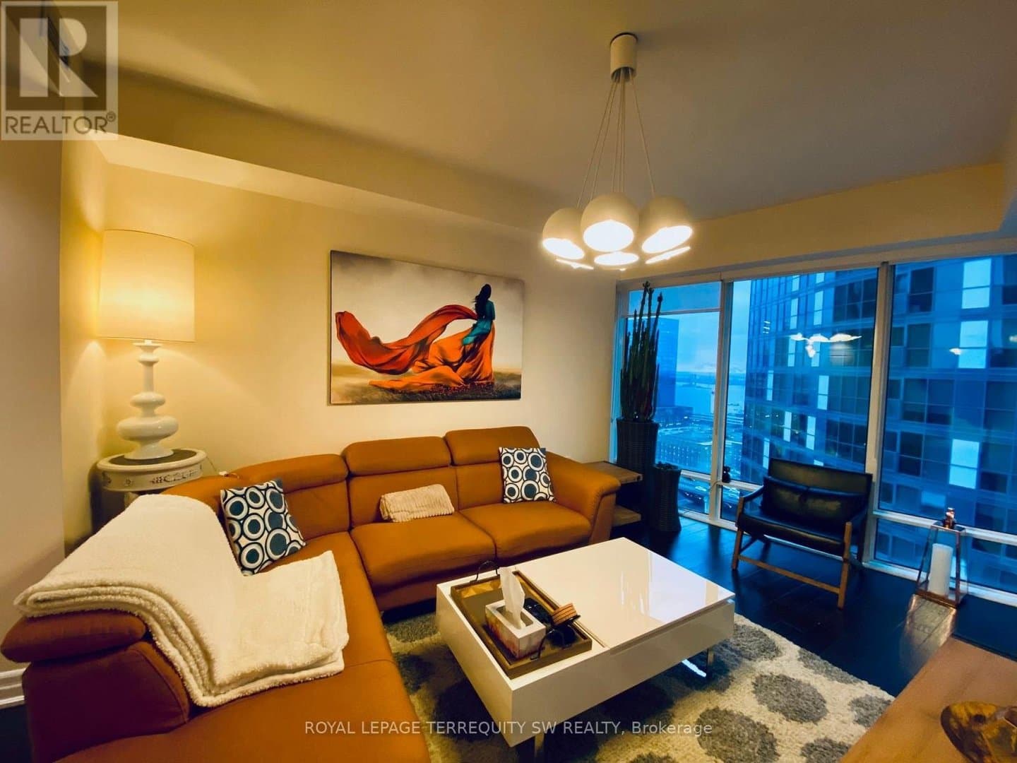 8 The Esplanade - Photo 4