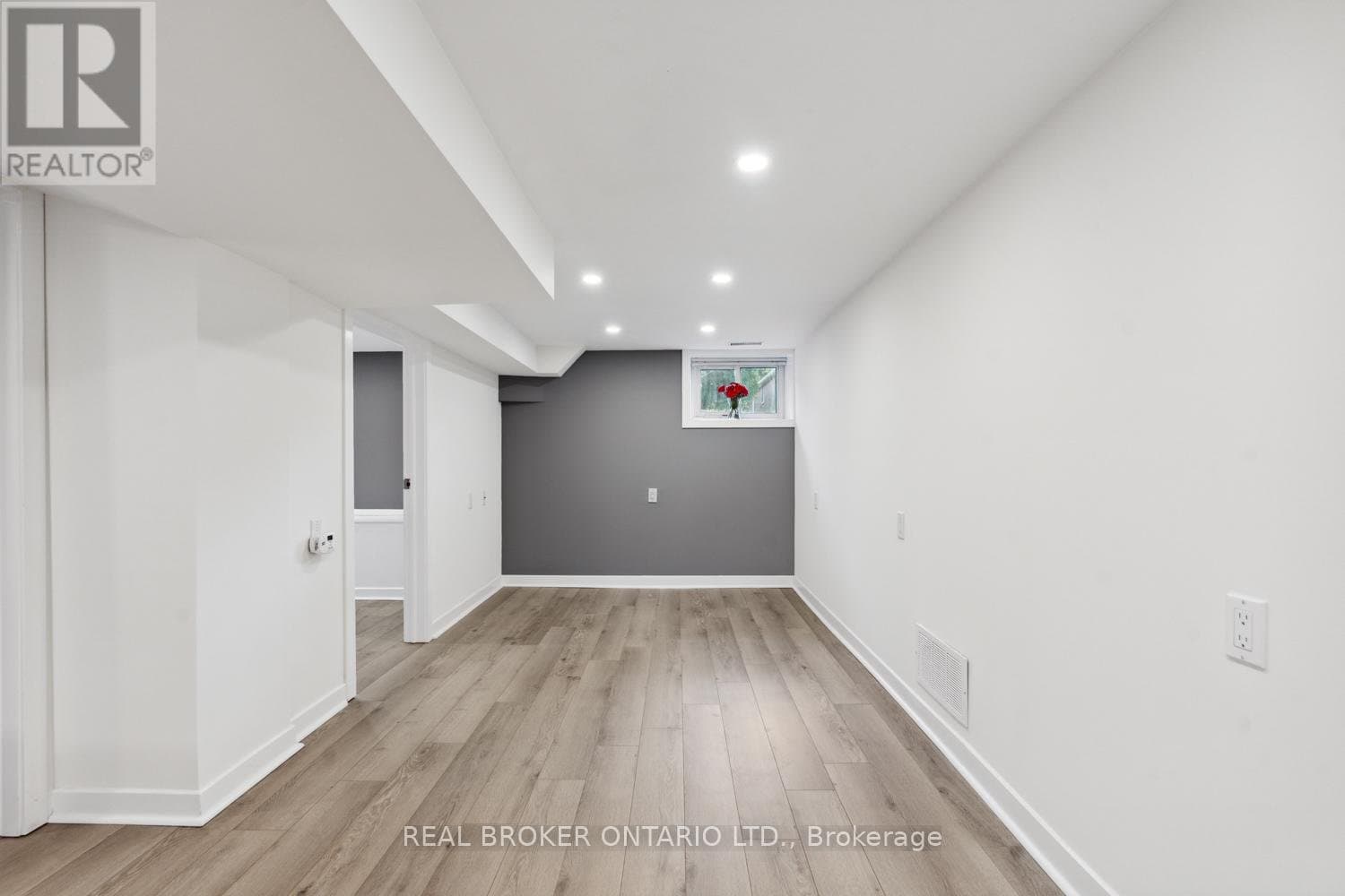 129 Oak Park Avenue - Photo 4