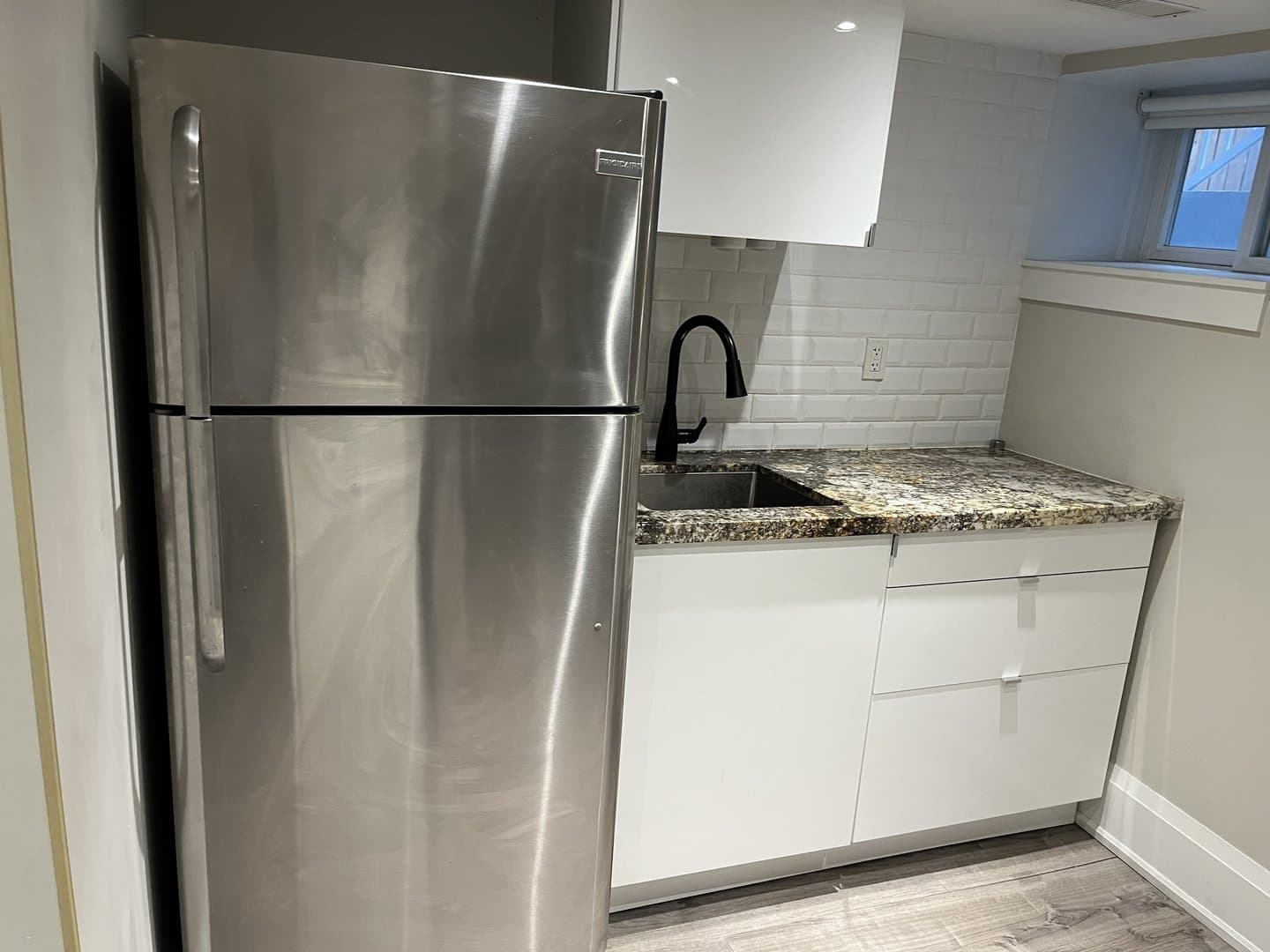 452 Margueretta Street - Photo 2