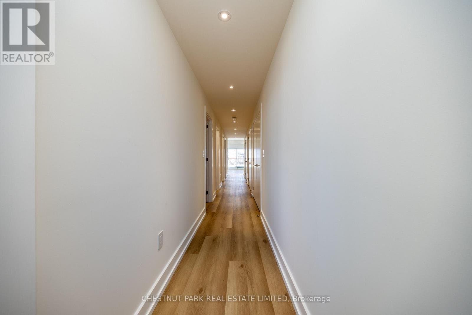 29 Hatherley Road - Photo 2