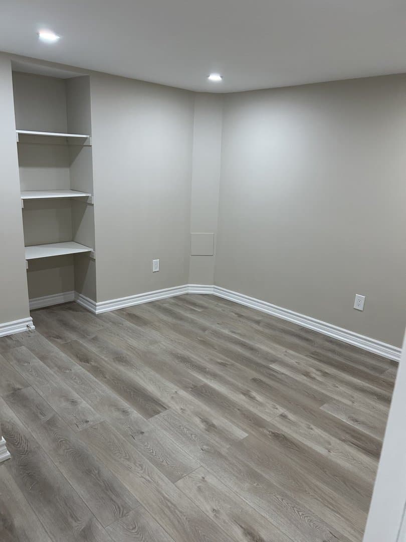 1365 King Street West - Photo 4
