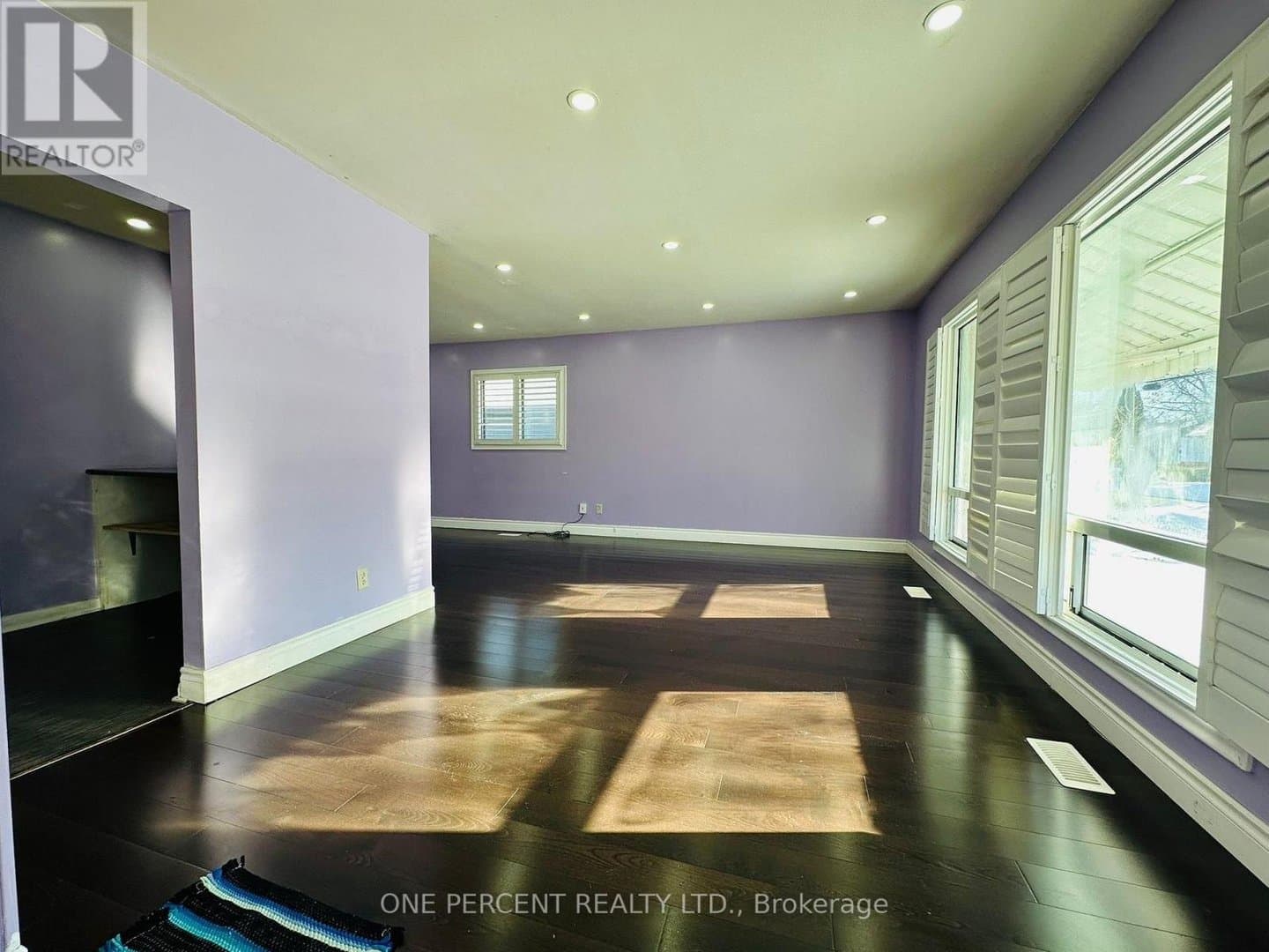 27 Mossbank Drive - Photo 4