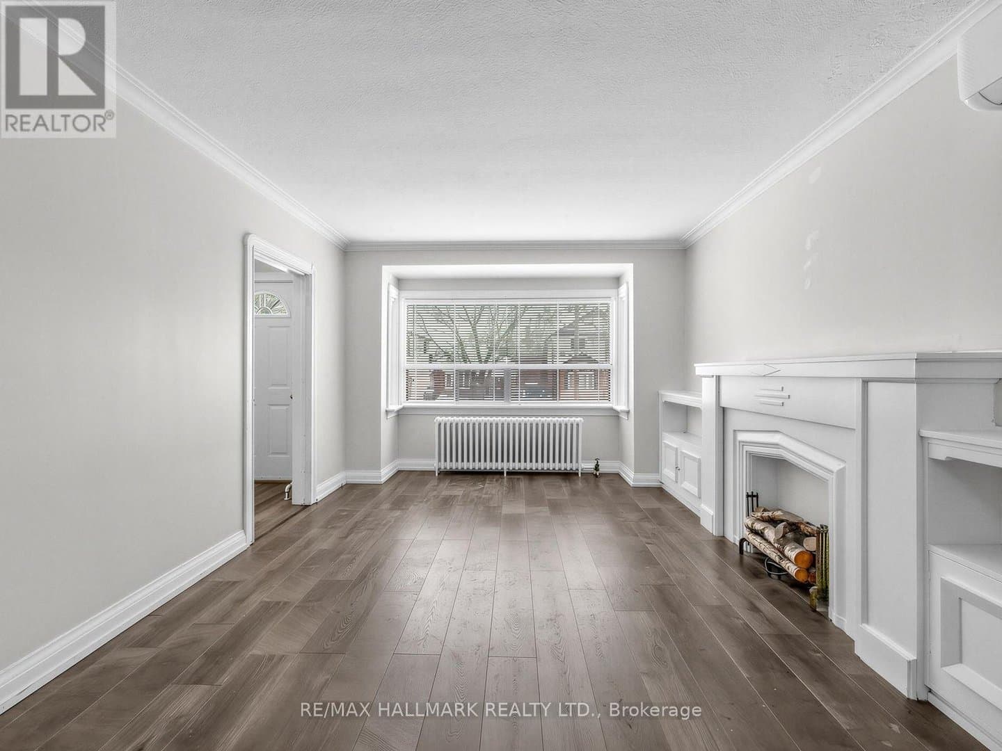 18 Roblin Avenue - Photo 3