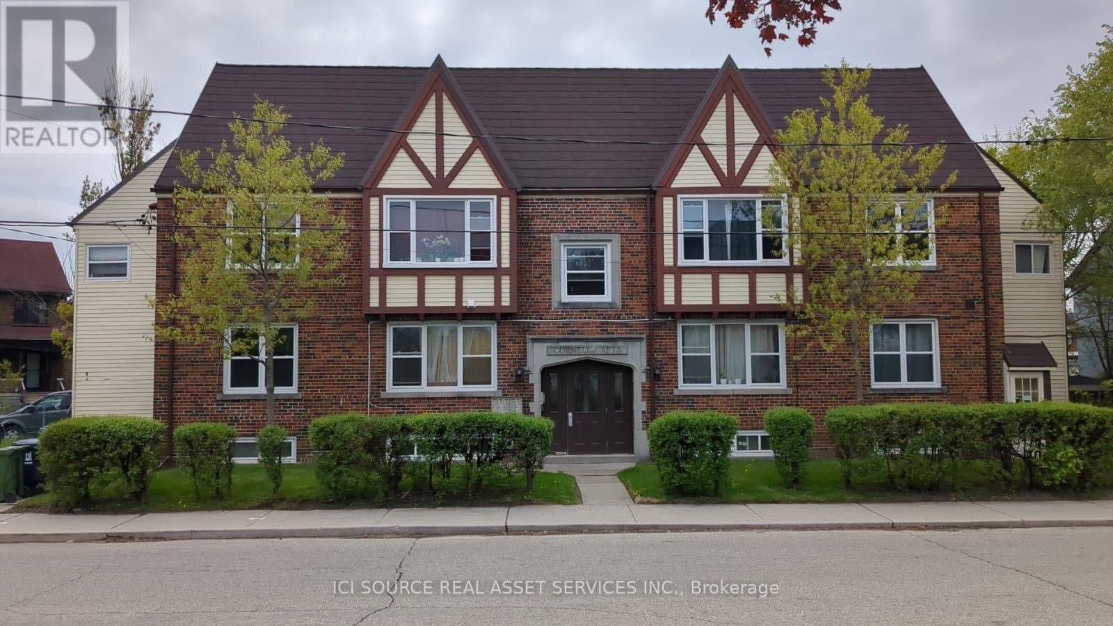 44 Bartonville Avenue - Photo 1