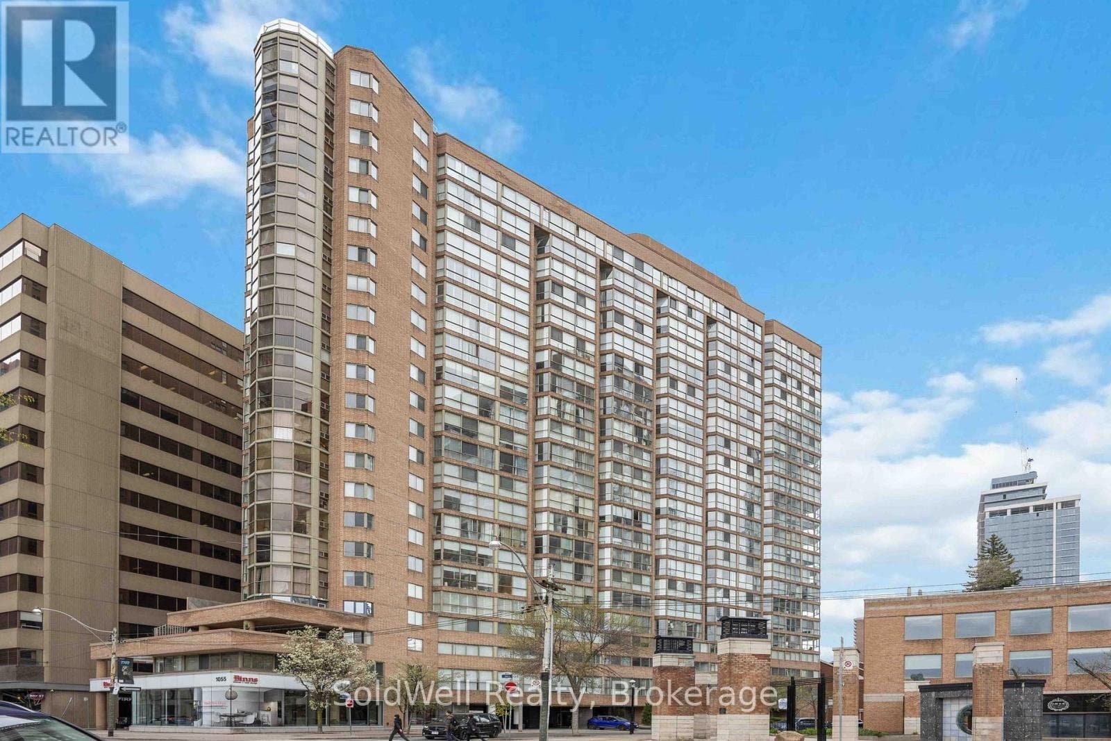 1055 Bay Street - Photo 1