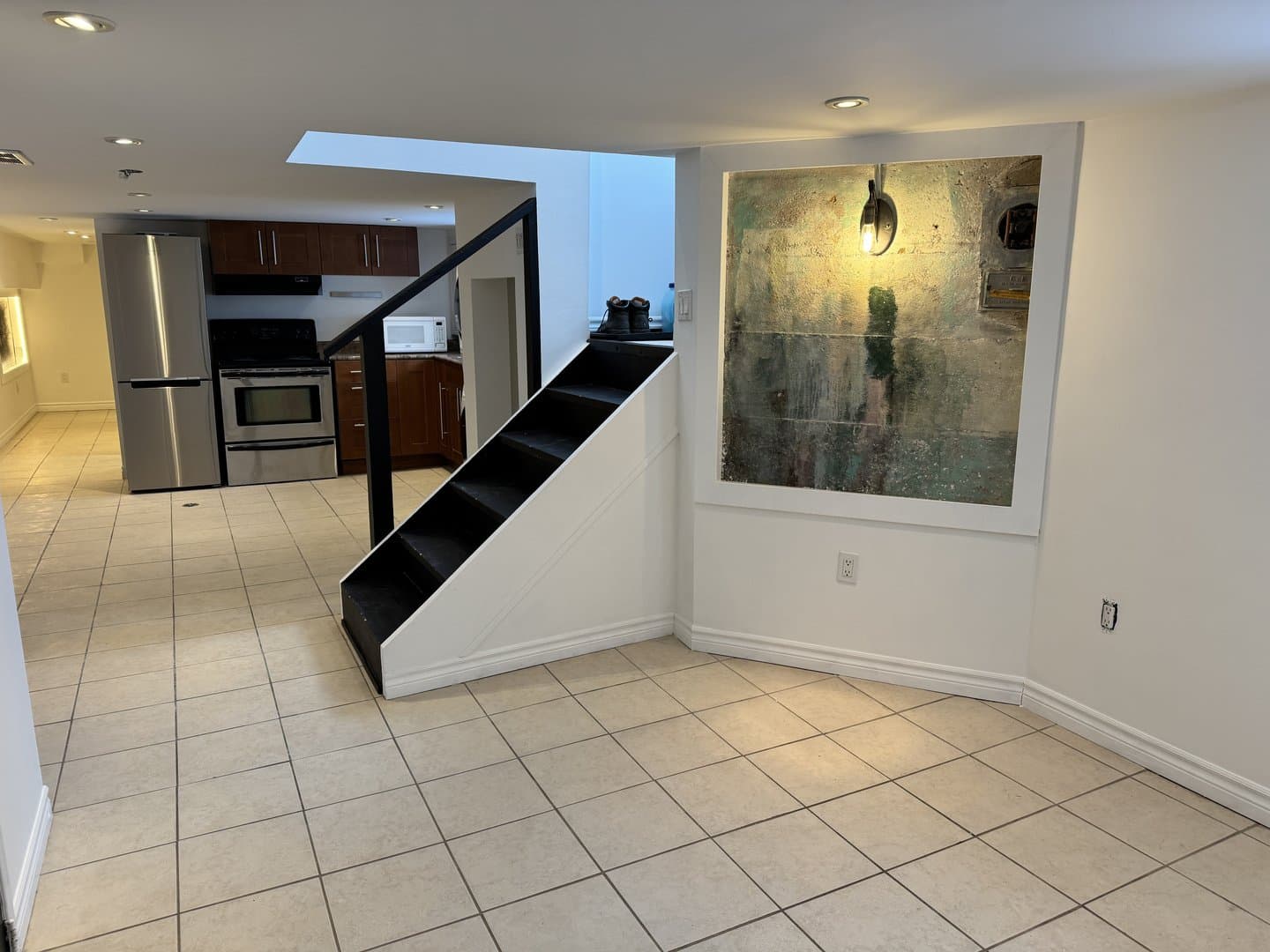 2A Tiverton Avenue - Photo 1