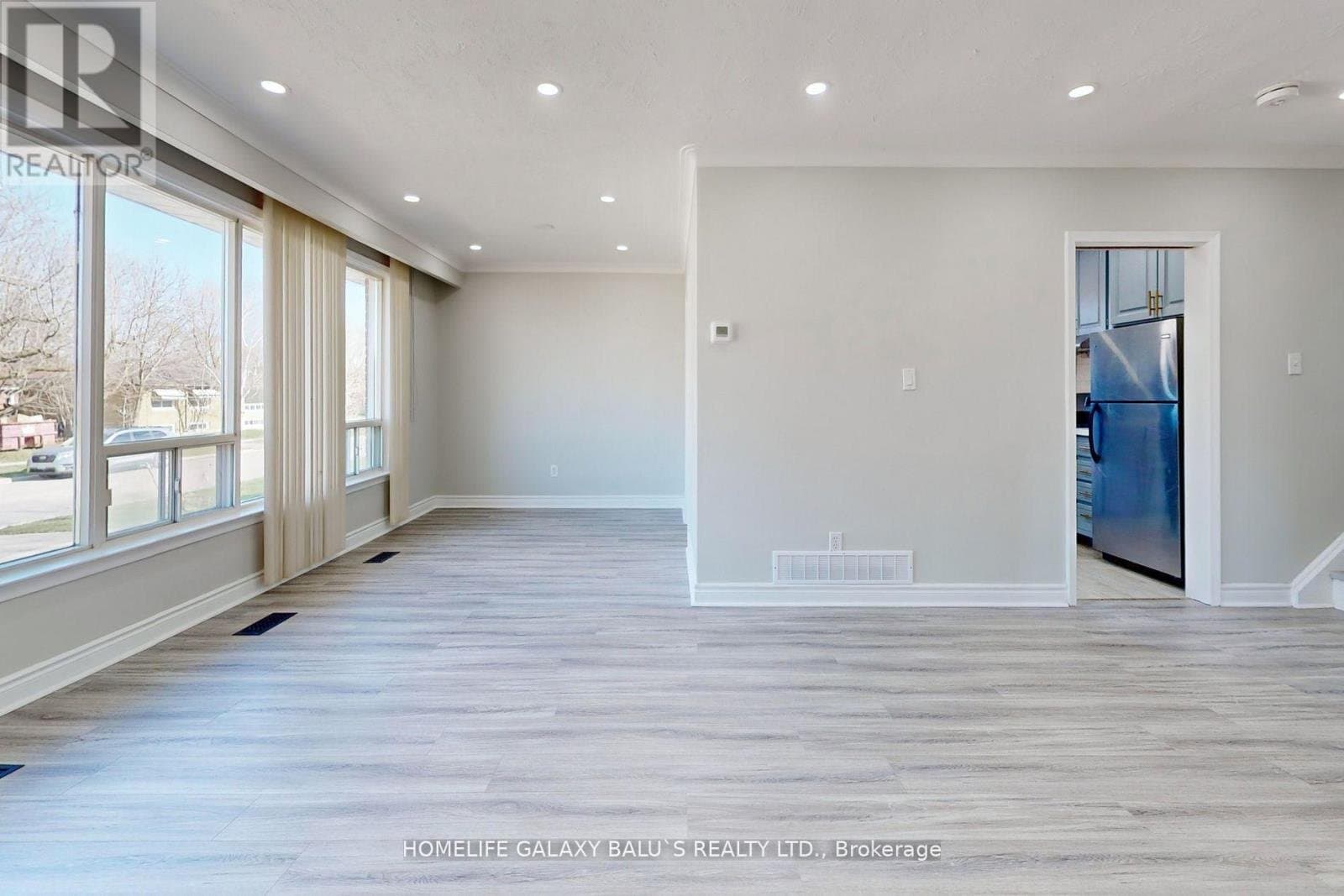 58 Milford Haven Drive - Photo 4
