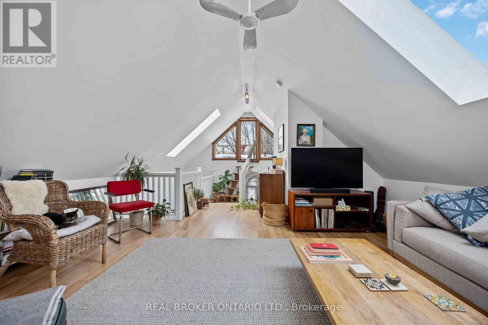 22 Curzon Street - Photo 1