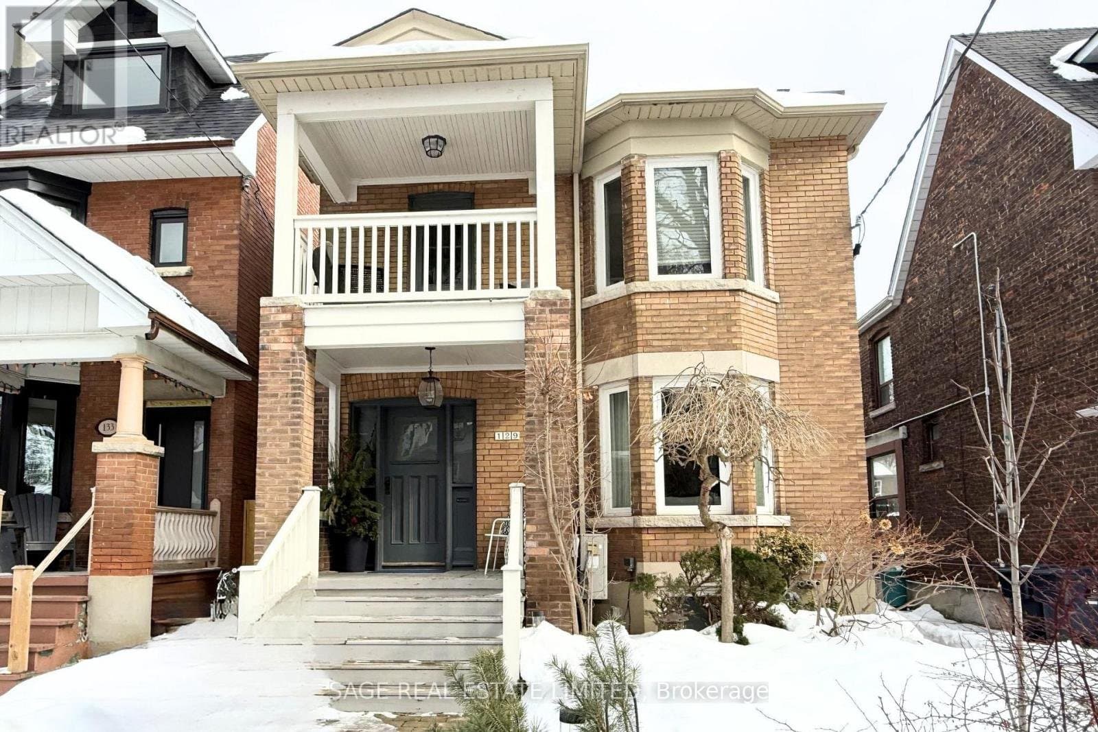 129 Gilmour Avenue - Photo 1