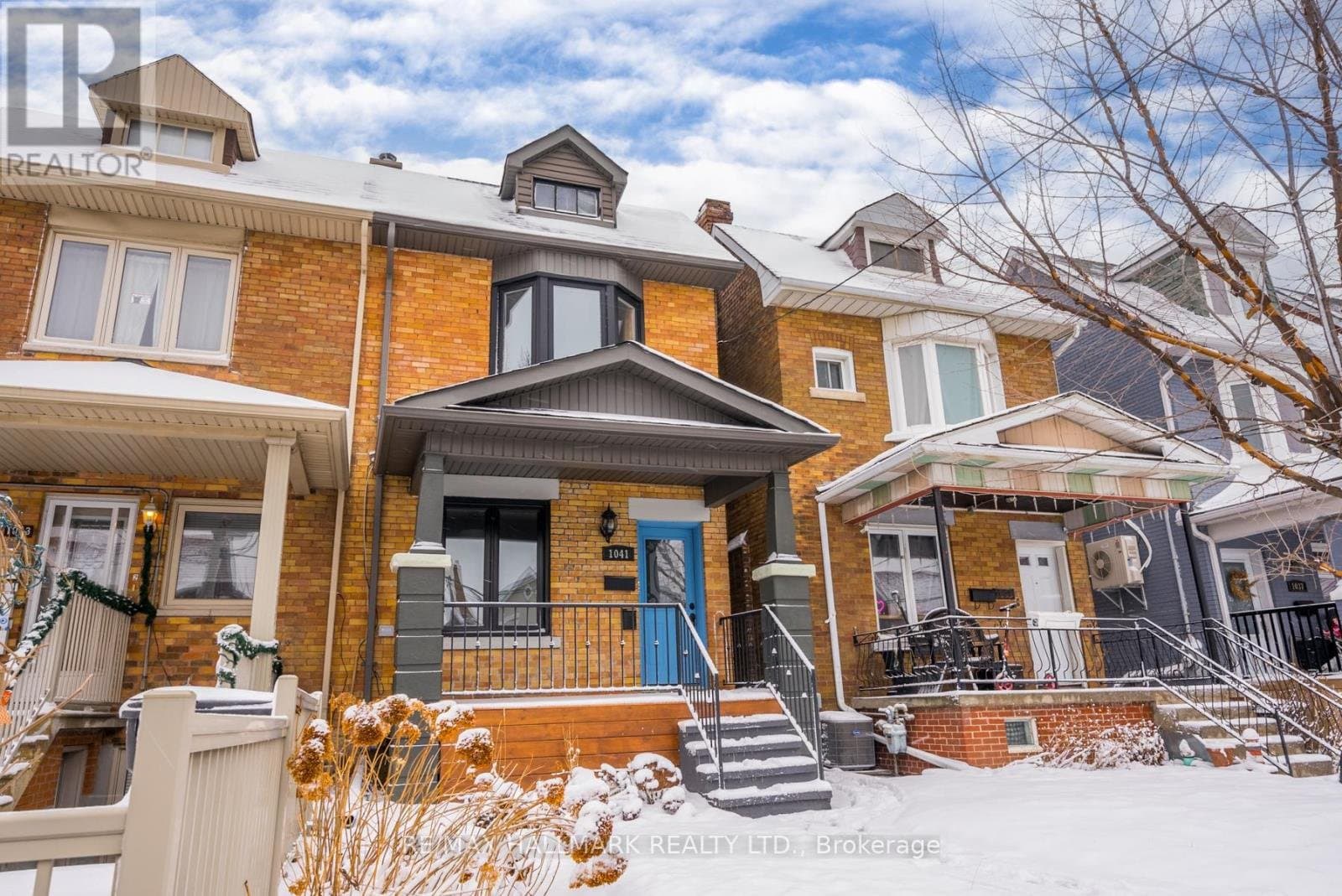 1041 St Clarens Avenue - Photo 1