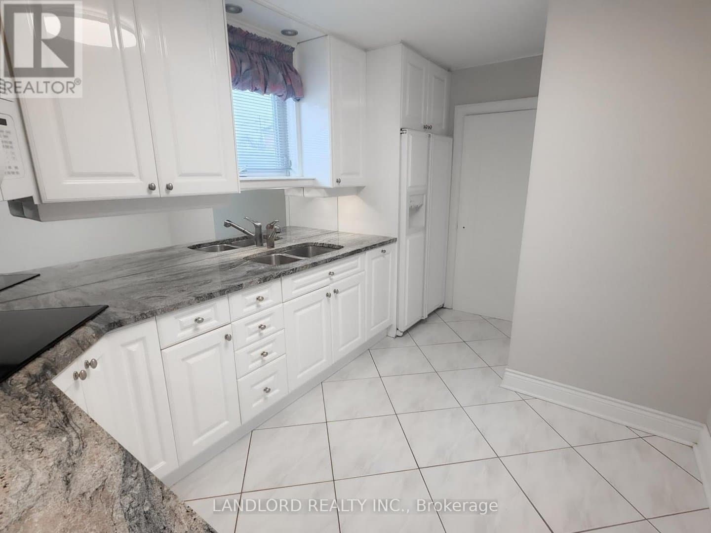 3 Davies Crescent - Photo 3