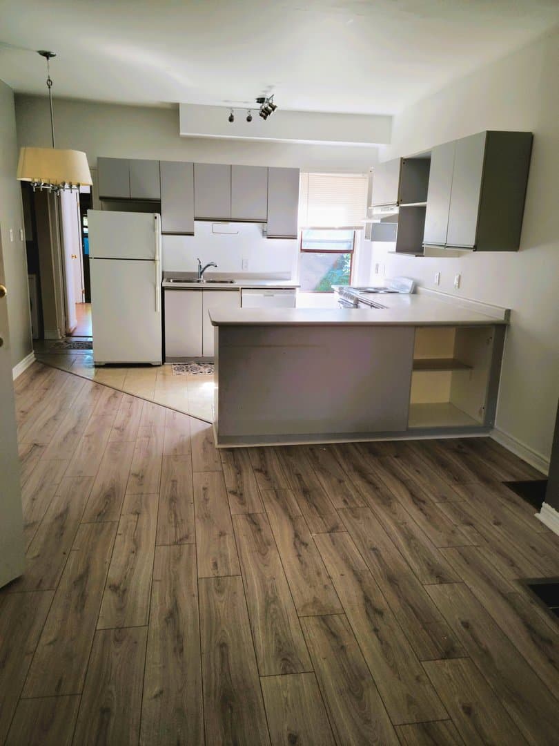 69 Dingwall Avenue - Photo 2