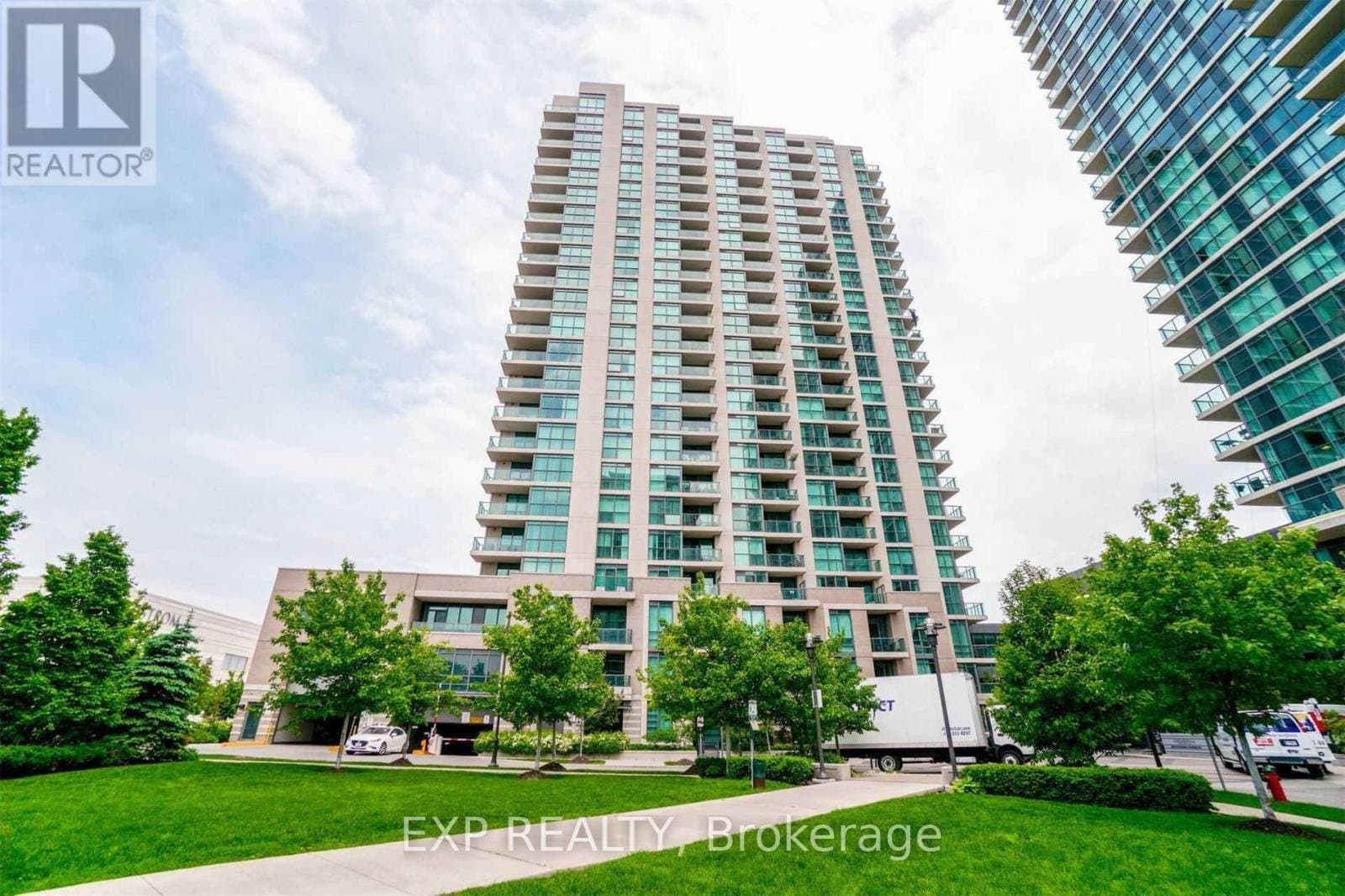 205 Sherway Gardens Road - Photo 2