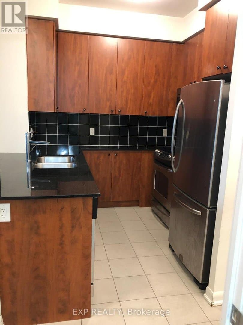 205 Sherway Gardens Road - Photo 3