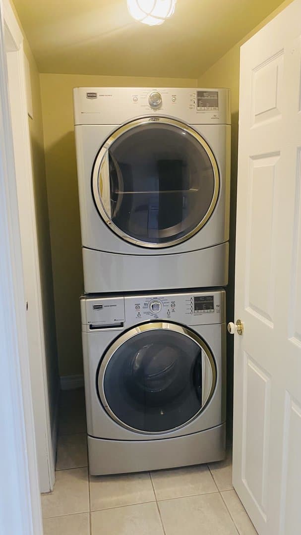 1478 Queen Street East - Photo 4