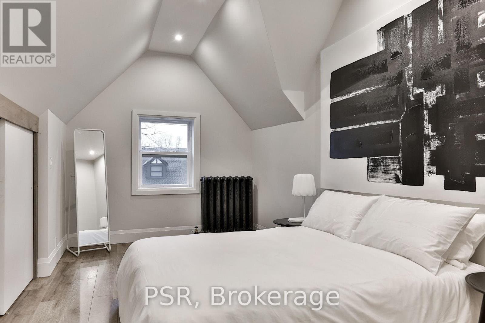 264 Dovercourt Road - Photo 4