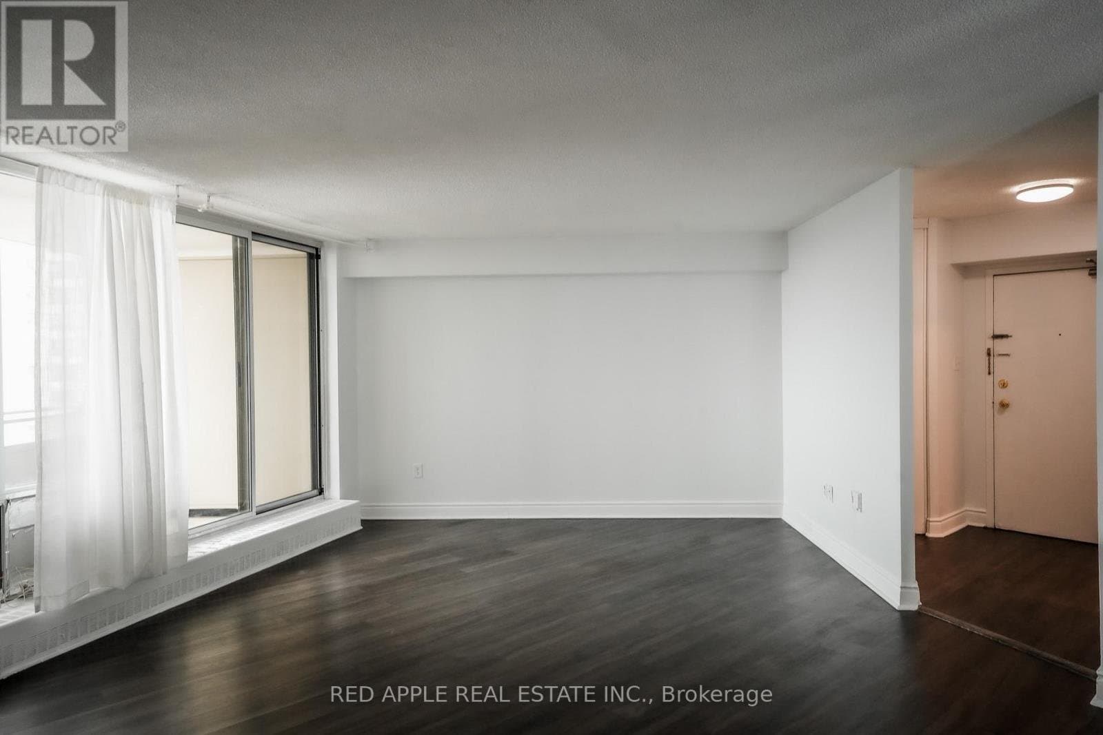 380 Dixon Road - Photo 2