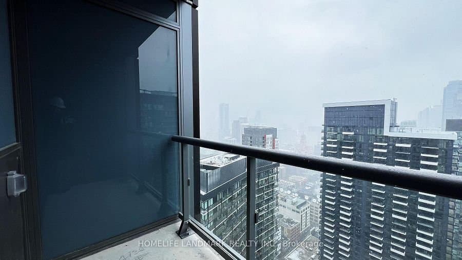 108 Peter Street - Photo 3