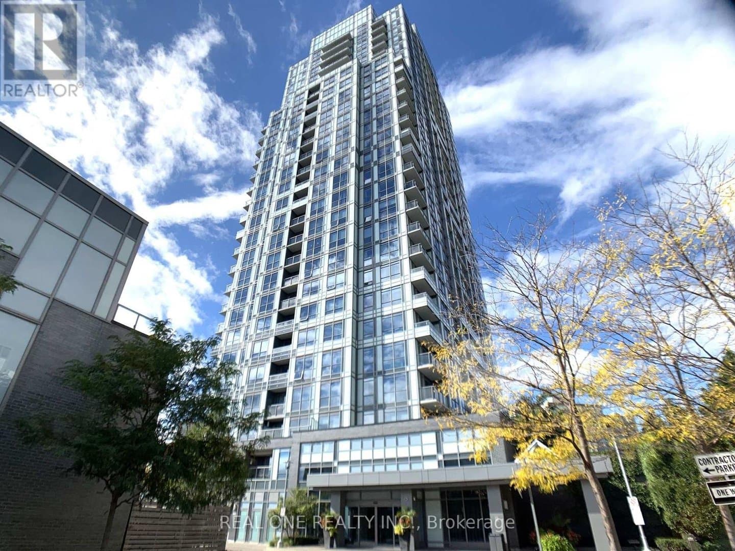 18 Graydon Hall Drive - Photo 1